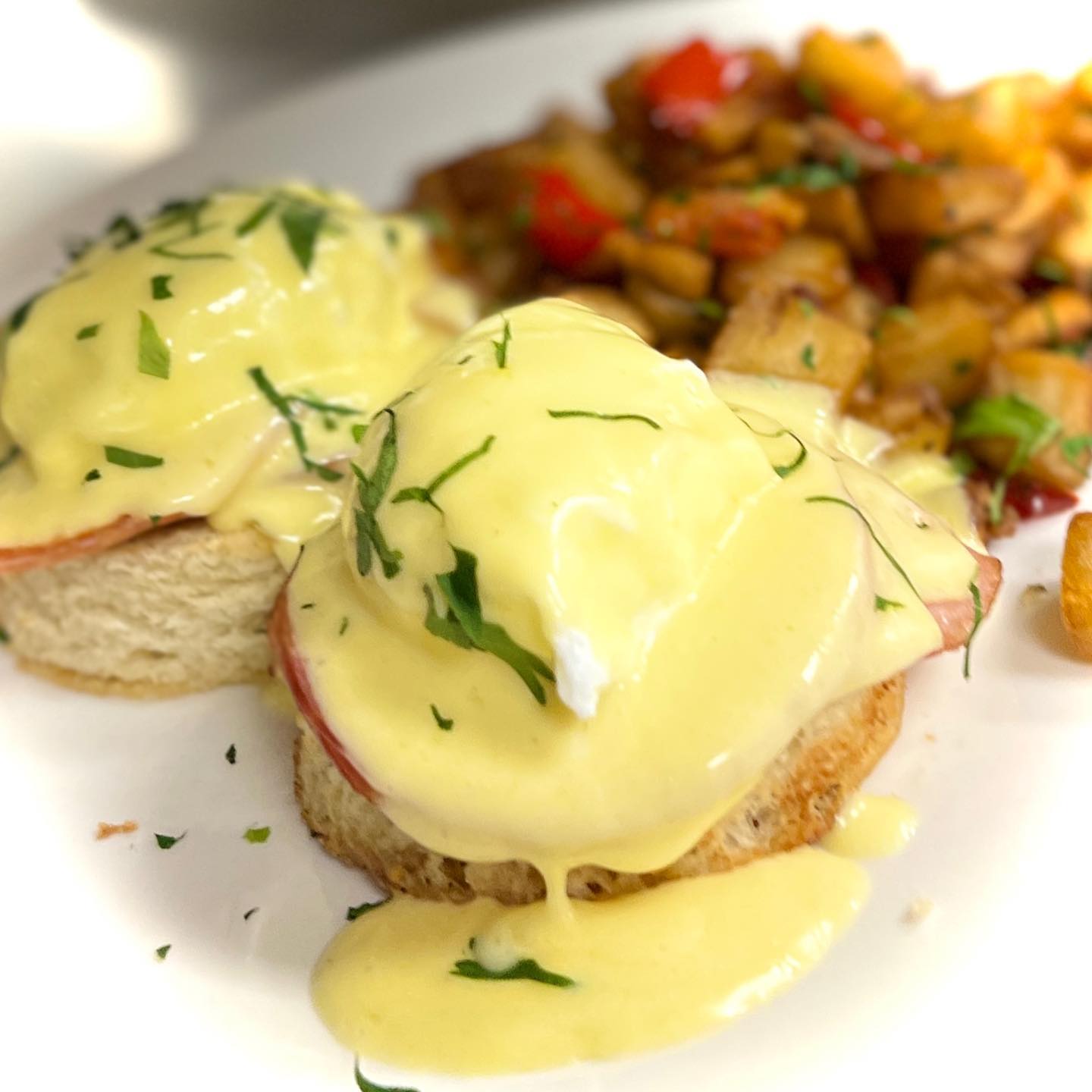 Eggs Benedict